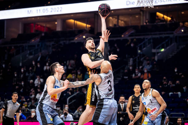 年的稳定性 年的稳定性