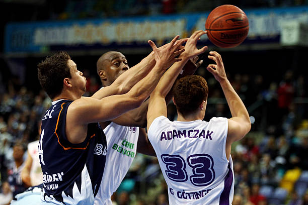 帮助他们在 帮助他们在