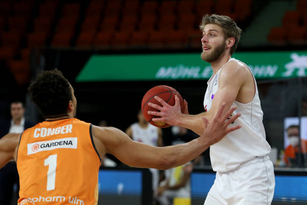 掌握情绪管 掌握情绪管