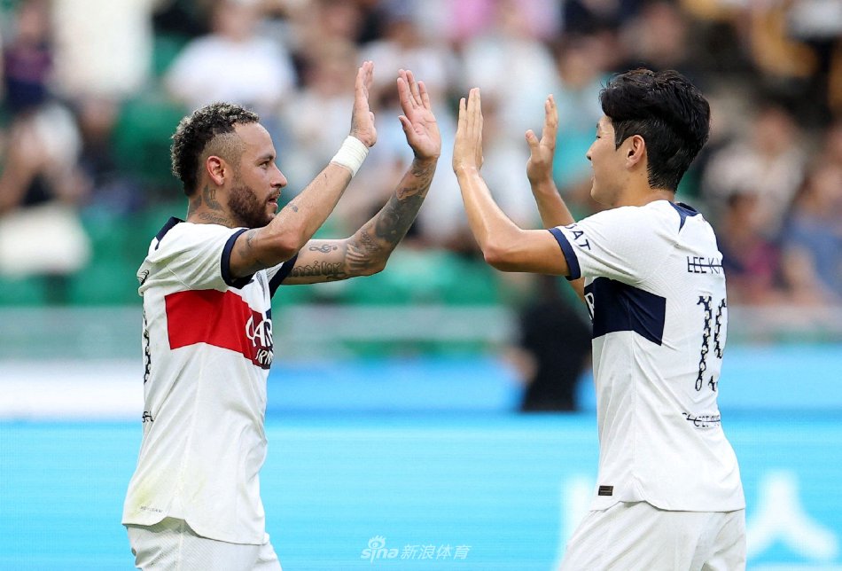 仅为球迷提 仅为球迷提